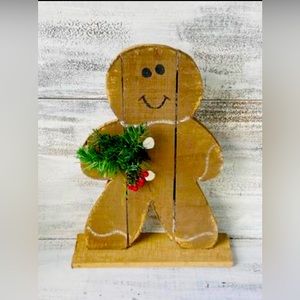 *Rustic Wood Gingerbread Man on Base, 16”